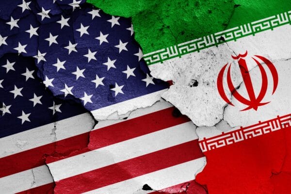 US Iran flags