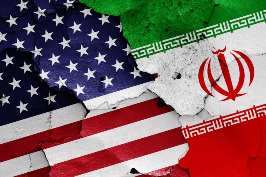 الولايات المتحدة تصدر حكمًا بالسجن 44 شهرًا بتهمة انتهاك العقوبات المفروضة على إيران
